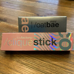 Toy Factory duo‎ Oatbae make up remover and Clique Stick eyeshadow in Fantasy.